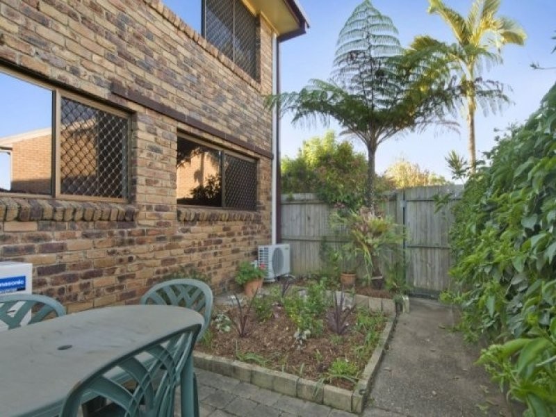 19 Chatswood Road, Daisy Hill QLD 4127
