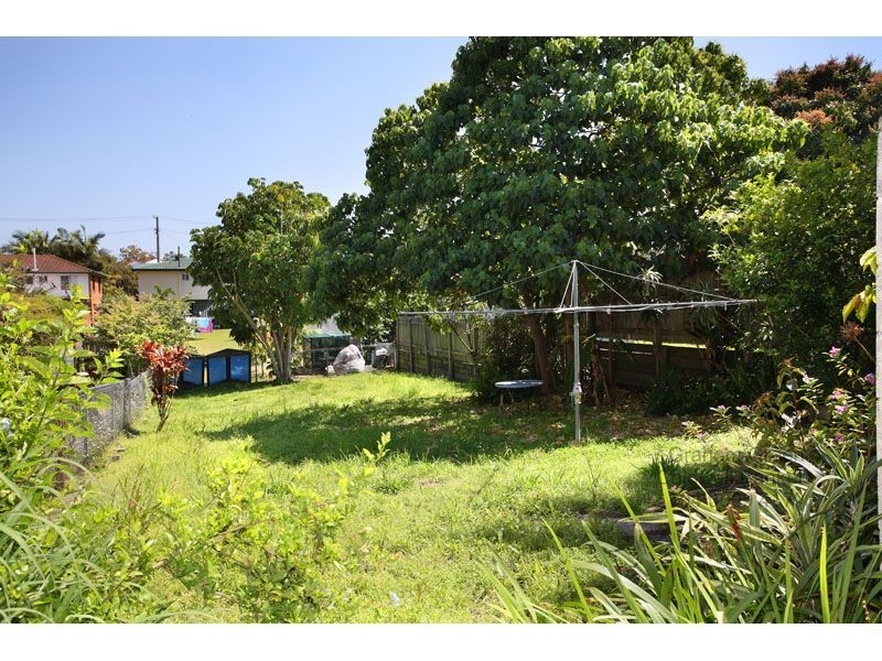 19 Ingleston Street,, Wynnum West QLD 4178