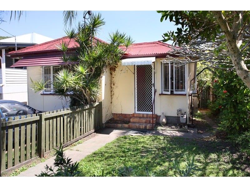 19 Ingleston Street,, Wynnum West QLD 4178