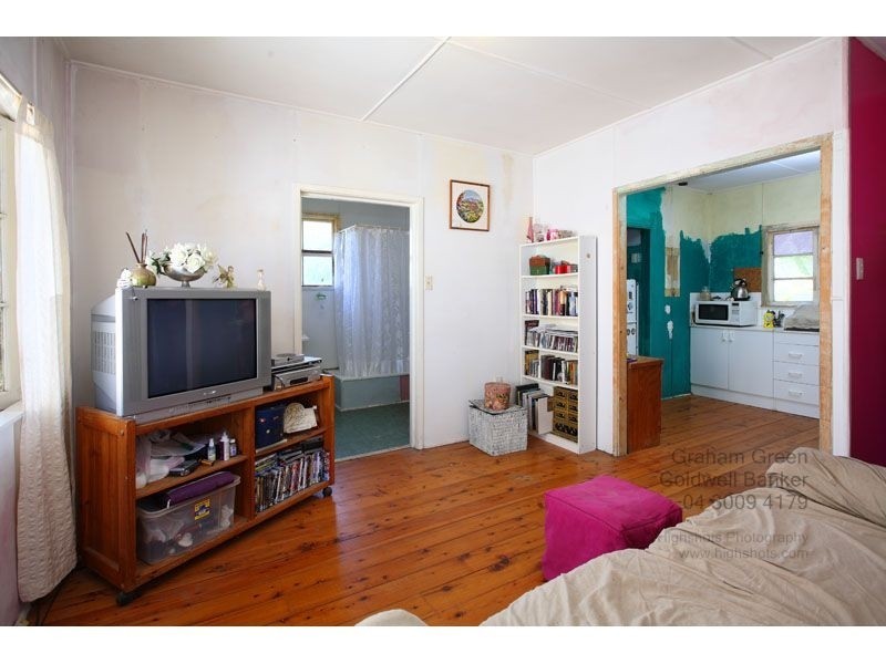 19 Ingleston Street,, Wynnum West QLD 4178