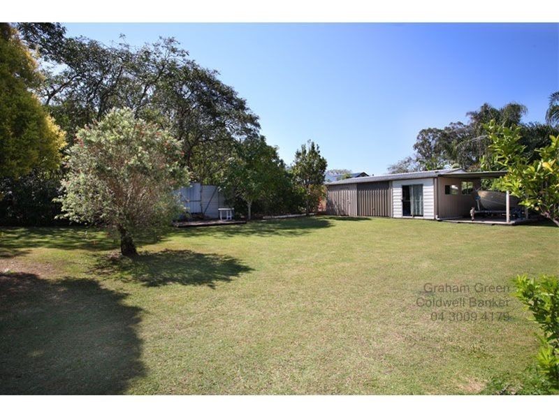 11 Victor Street, Birkdale QLD 4159