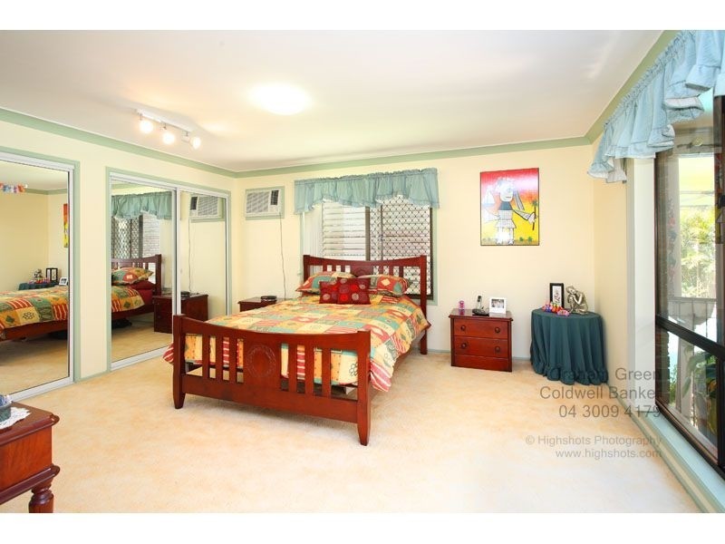 11 Victor Street, Birkdale QLD 4159