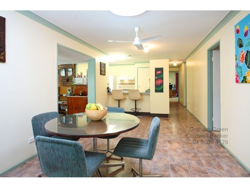 11 Victor Street, Birkdale QLD 4159