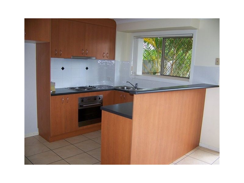 2/81 Grosvenor st, Balmoral QLD 4171