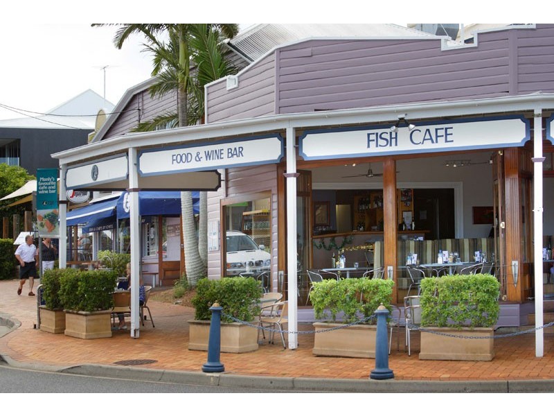 8 – 10 Catamaran Street, Manly West QLD 4179