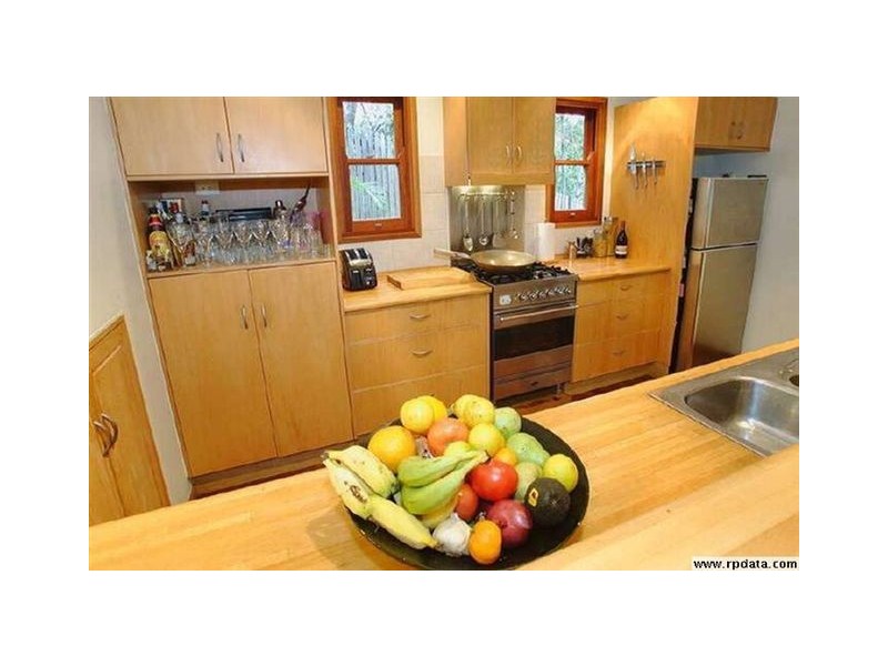 24 Waterworks Rd, Red Hill QLD 4059