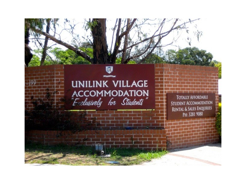 193 Warwick Road, Churchill QLD 4305