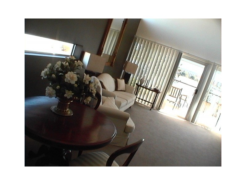 Level 3 18 Addison Ave, Bulimba QLD 4171