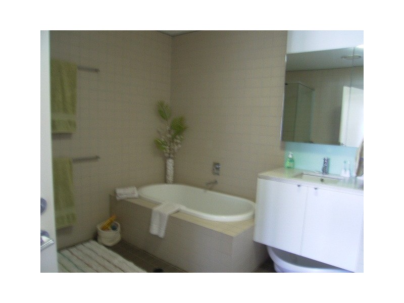 Level 3 18 Addison Ave, Bulimba QLD 4171