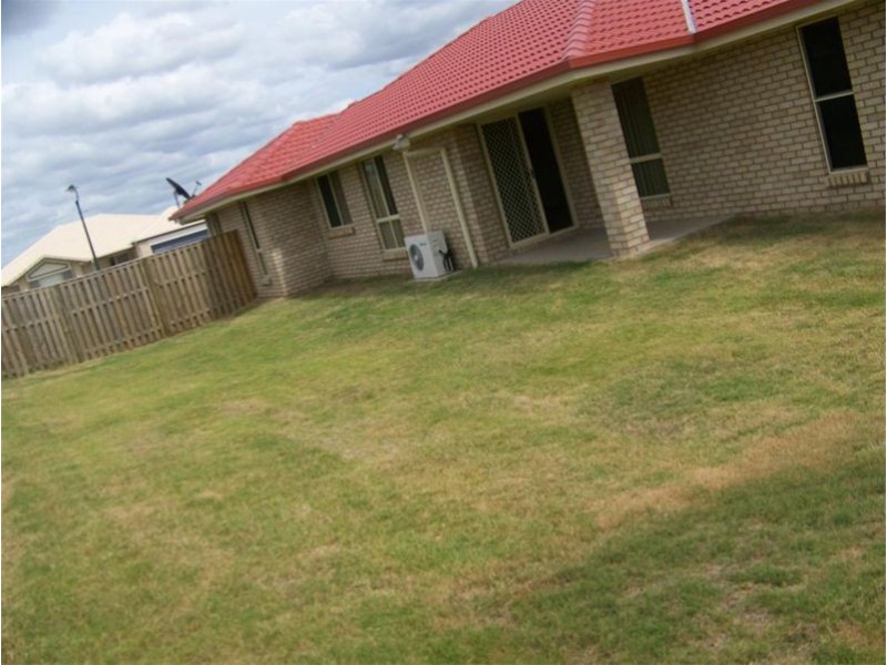 1 Beaver Cres, Redbank Plains QLD 4301