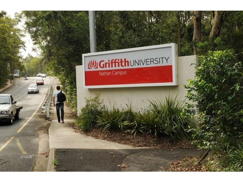 2180 Logan Road, Upper Mount Gravatt QLD 4122