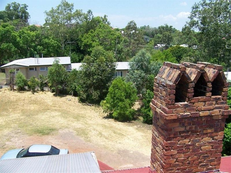 40 Fairfield Road, Fairfield QLD 4103