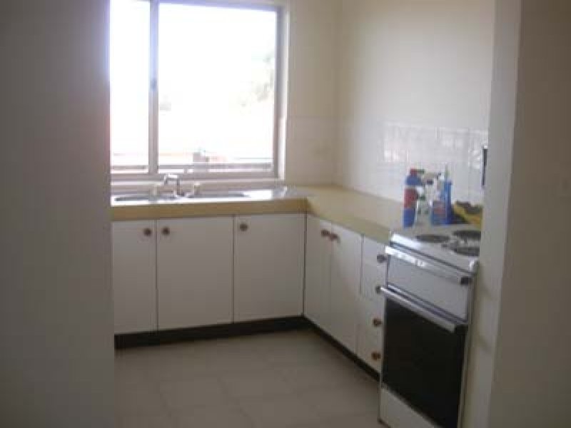 24 Miles Street, Hawthorne QLD 4171