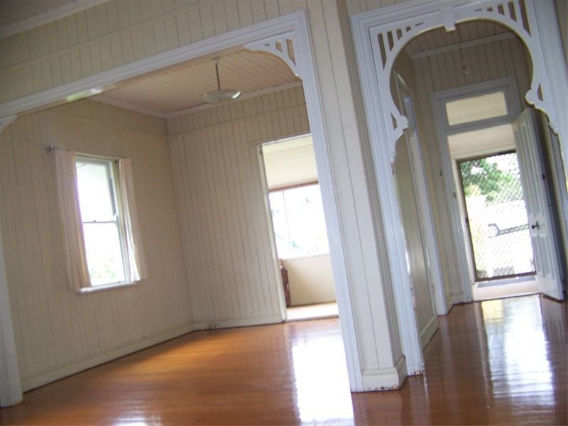 92 Philip St, Hawthorne QLD 4171