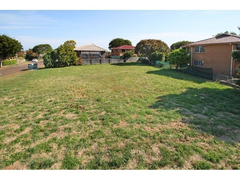 Lot 2223, 8 – 10 Catamaran Street, Manly West QLD 4179
