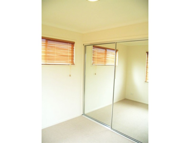 39-41 Woolley Street, Taringa QLD 4068