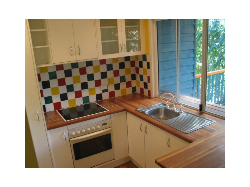 5 Ashby St, Fairfield QLD 4103
