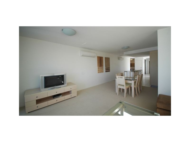 29/15  Walsh St, Milton QLD 4064