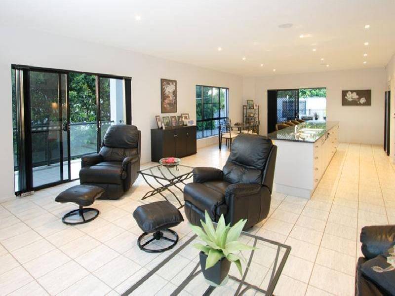 35 Sweetapple Place, Manly West QLD 4179