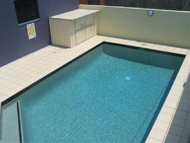 11 Dix Street, Redcliffe QLD 4020