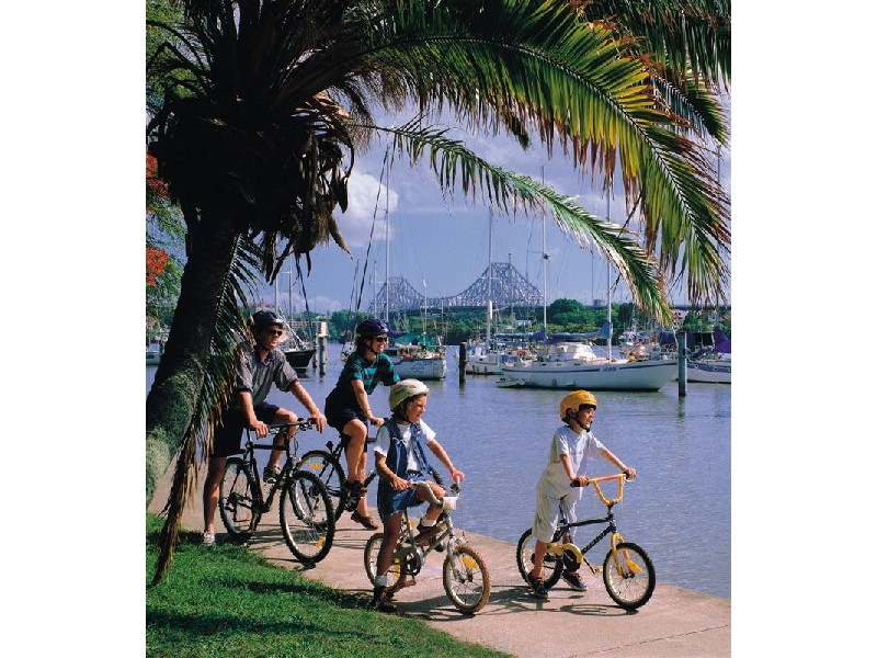 923 David Low Way, Marcoola QLD 4564