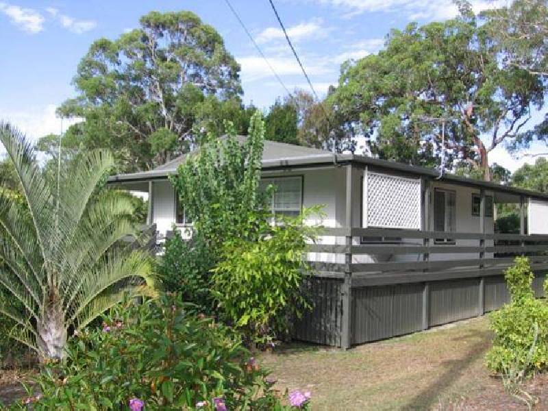 23 Dalpura Street, Macleay Island QLD 4184