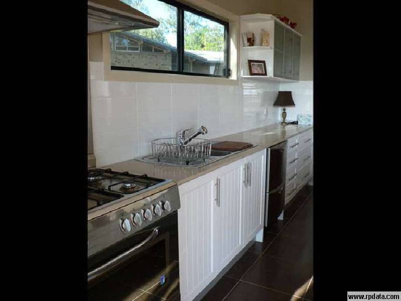 91 Coondooroopa Drive, Macleay Island QLD 4184