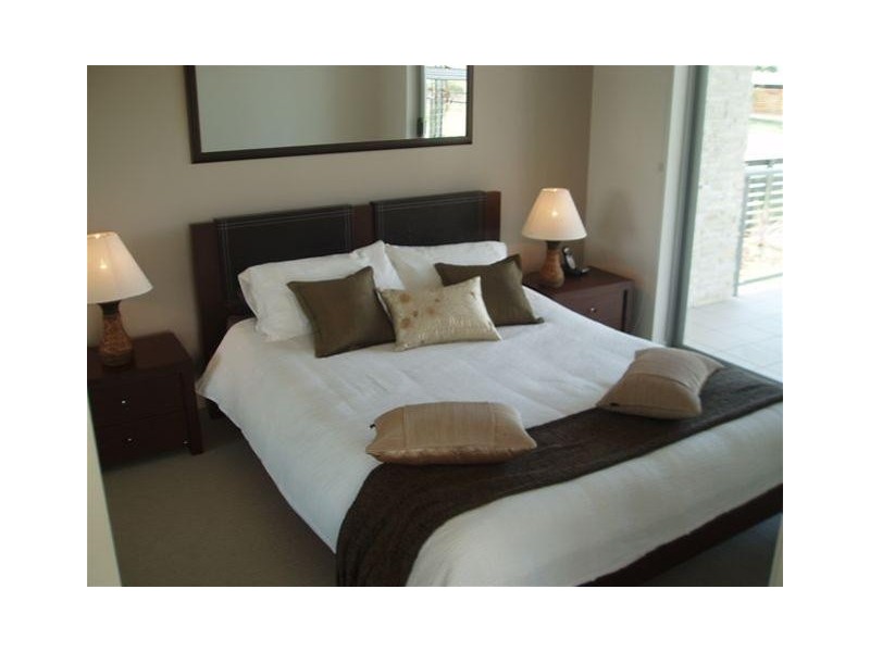 125/101  Clarence Road, Indooroopilly QLD 4068