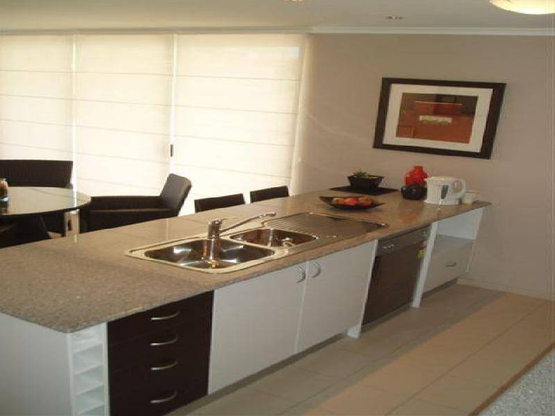 125/101  Clarence Road, Indooroopilly QLD 4068