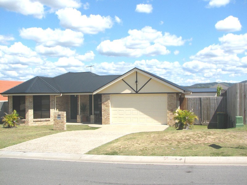 135  COTTONTREE DRIVE, Narangba QLD 4504