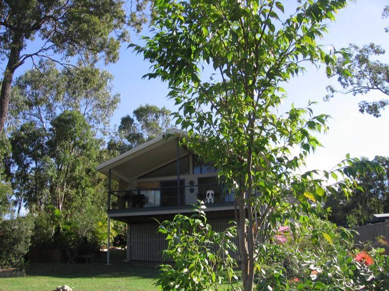 48 Beelong Street, Macleay Island QLD 4184