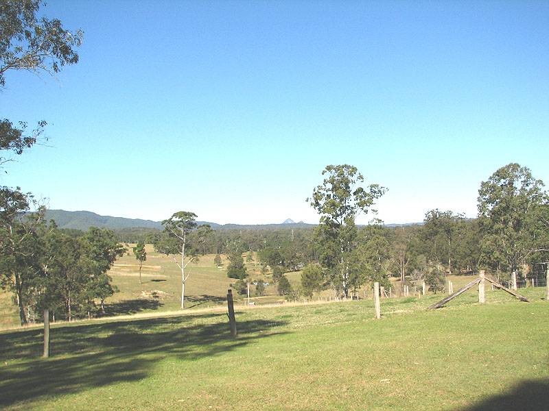 22  SHADBOLT ROAD, MOTHAR MOUNTAIN, Gympie QLD 4570