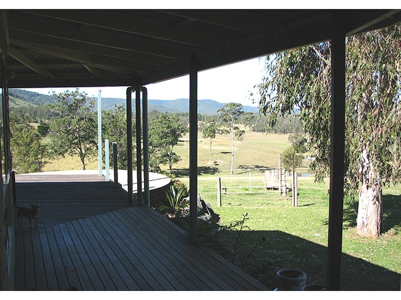 22  SHADBOLT ROAD, MOTHAR MOUNTAIN, Gympie QLD 4570