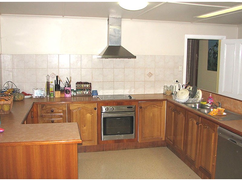 44 NORTH DEEP CREEK ROAD, Gympie QLD 4570