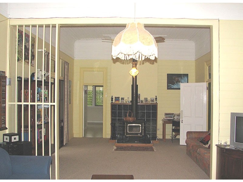 44 NORTH DEEP CREEK ROAD, Gympie QLD 4570