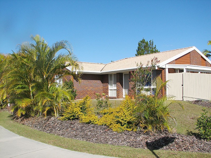 118  HENDERSON ROAD, Burpengary QLD 4505