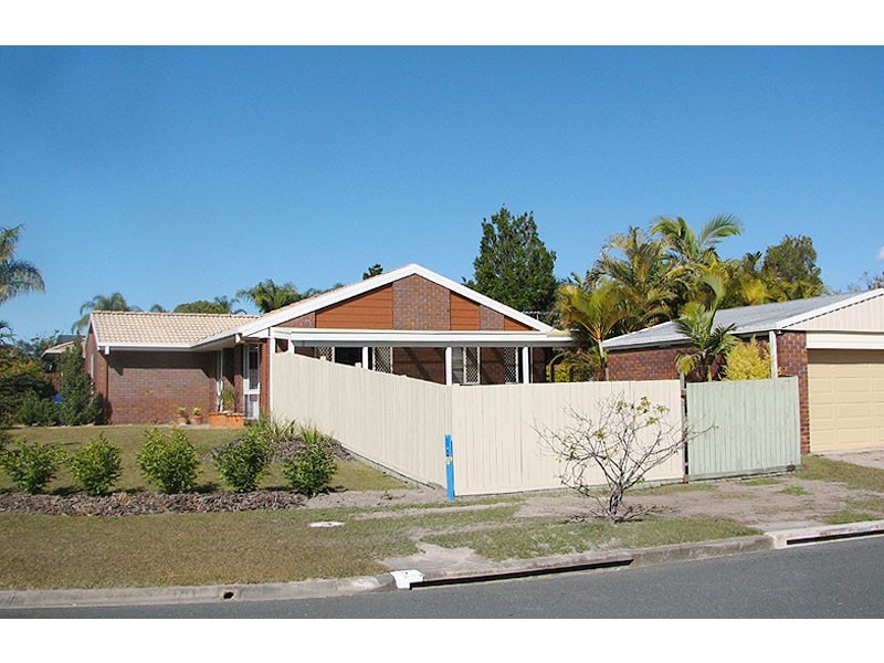 118  HENDERSON ROAD, Burpengary QLD 4505