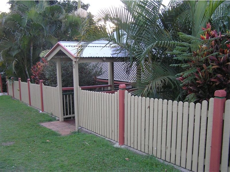 5  Virginia Av, Hawthorne QLD 4171