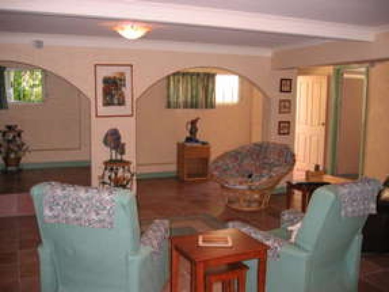 5  Virginia Av, Hawthorne QLD 4171