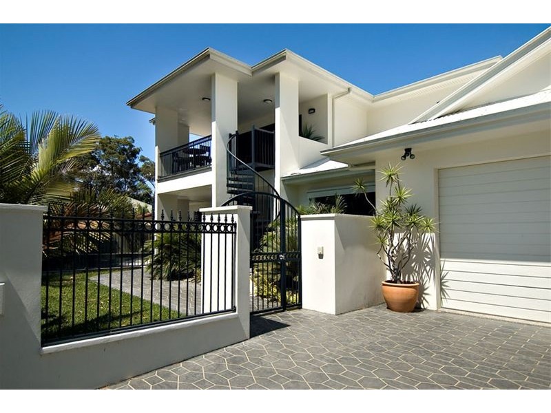 6 Hetherington Drive, Twin Waters QLD 4564