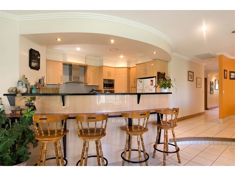 6 Hetherington Drive, Twin Waters QLD 4564