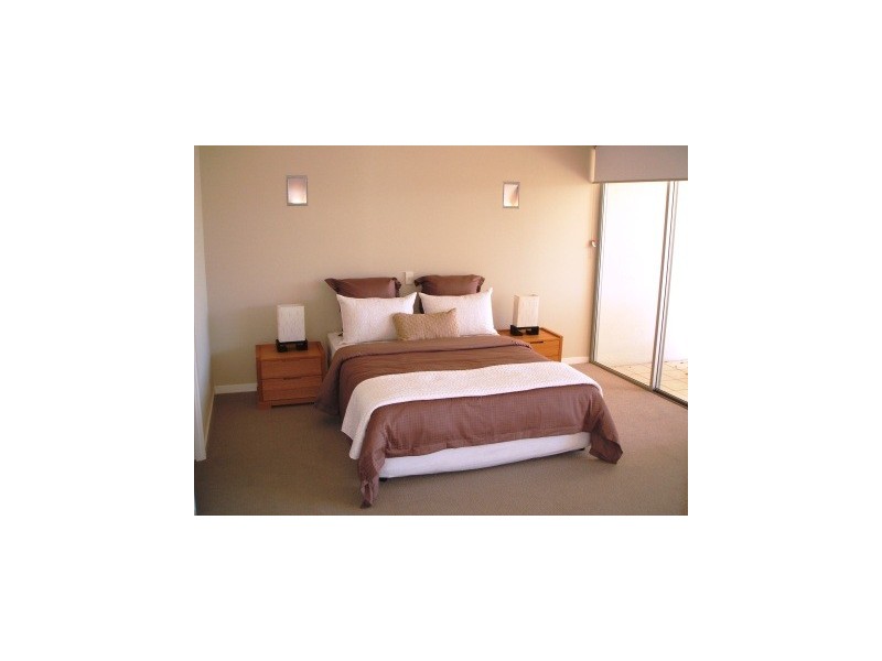 923  David Low Way, Marcoola QLD 4564