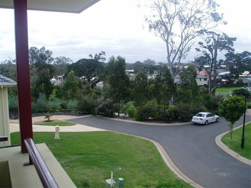 12  Dawson Drive, Manly West QLD 4179