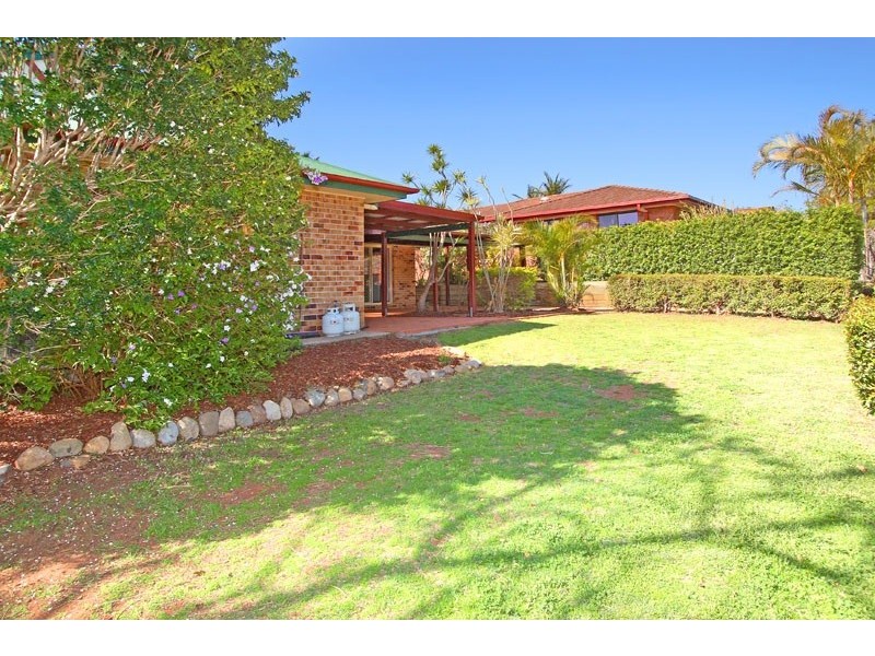 1  Hayley Street, Manly West QLD 4179