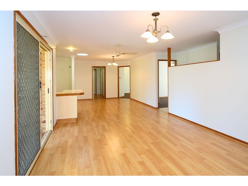 1  Hayley Street, Manly West QLD 4179