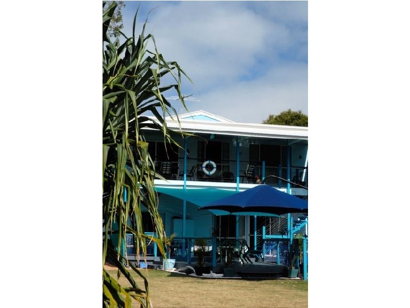 19 Coondooroopa Drive, Macleay Island QLD 4184