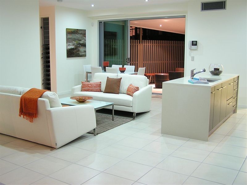 3/18  Riddell Street, Bulimba QLD 4171