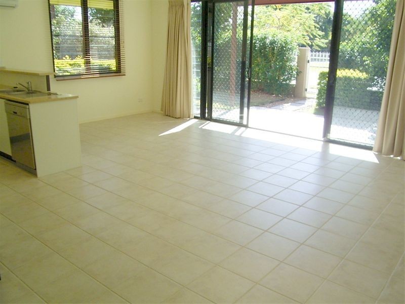 3/16 Park St, Hawthorne QLD 4171