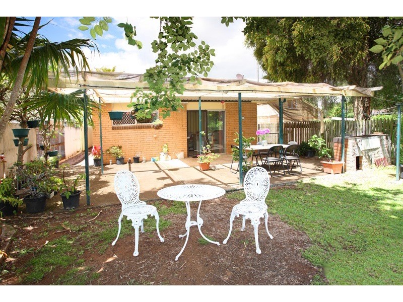 27A  Haig Street, Wynnum West QLD 4178