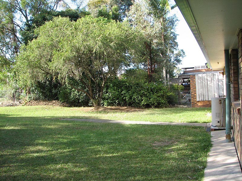 18 ROSEWOOD STREET, Strathpine QLD 4500